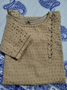 Hakoba Embroidered Kurta Top
