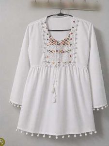 Embroidered White Cotton Tunic Top