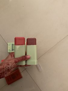 Essence On The Glow conbo of 2 Blush