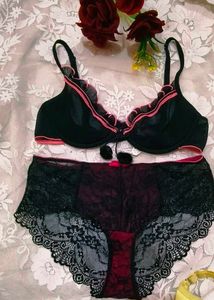 Elegant Black & pinky Lingerie Set