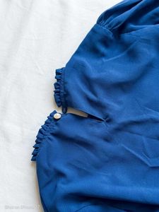 Elegant Navy Blue Ruffle Neck Top🌷
