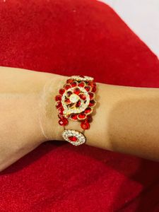 Stunning Red &amp; White Bracelet new with tag