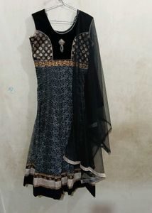 Black Sleeveless Kurta with two dupattas