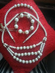 Vintage Pearl Necklace & Bracelet Set