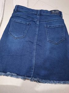 Cute Girls Hoodie &amp; Denim Skirt Set