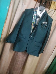 Boys' Formal 4-Piece Suit Set🥰🥰 free delivery 🚚