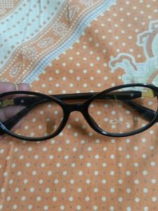 Stylish Black Oval Eyeglasses