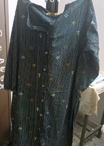 Elegant Striped Kurta with Embroidered Motifs