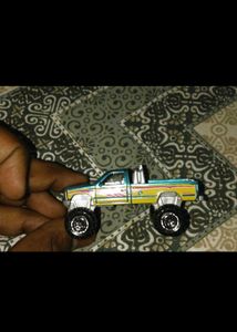 Matchbox Chevy K1500 Pickup Toy Truck