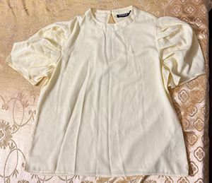 💛 Sassafras Puff Sleeve Butter Yellow Top