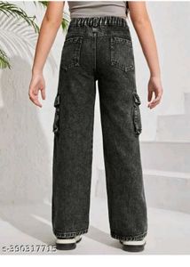 Trendy Black Wash Cargo Jeans