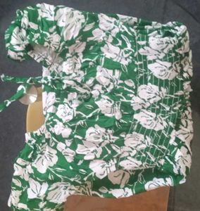 Green Floral Puff Sleeve Top