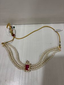 Elegant Pearl Choker with Red Stone