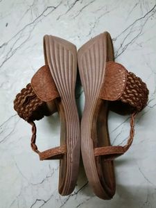 Brown Thong Sandals with Bow Detail