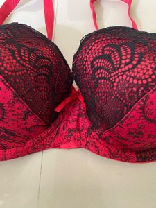 Lace Bra and Panty Set