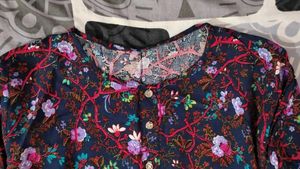 Floral Print Button-Up Tunic Top