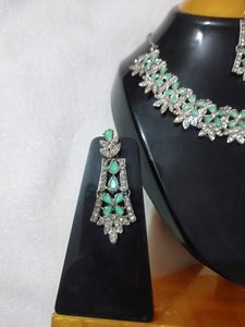 Necklace Set With Mint Green Kundan