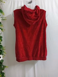 Sleeveless Solid Hooded Sweatshirt
