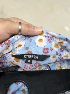 Blue Floral Print Button-Down Shirt