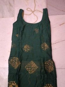 Green Ethnic Kurta with Geometric Print