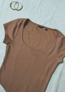 Ribbed Knit Scoop Neck Top