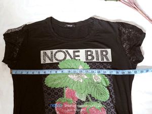 Black Graphic  t-shir