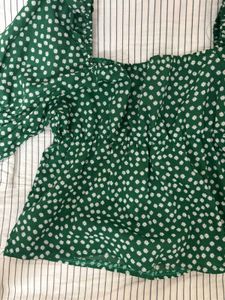Green Floral Puff Sleeve Top