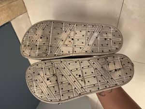 Off-White slides