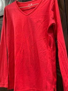 Chic Red Long Sleeve V-Neck Top