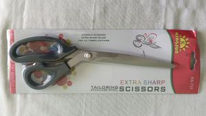 Tailoring scissors
