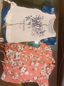 Best for daily wear and casual outing.