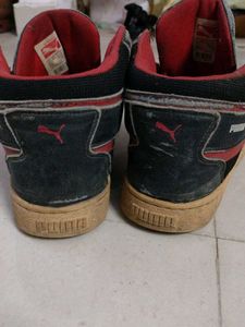 Puma High-Top Sneaker
