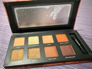 SUGAR Blend The Rules Eyeshadow Palette