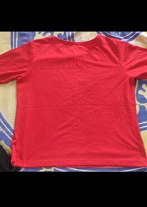 2 Easybuy Graphic Print T-Shirt
