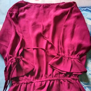 Chic V-Neck Peplum Top🤩