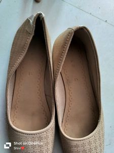 New Golden Bellies (Size-43)