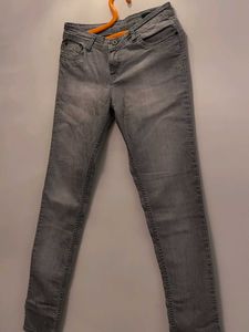 Gray Denim skin fit Jeans