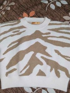 Trendy Zebra Print Sweater