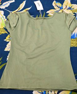 Basic Green Crew Neck Top