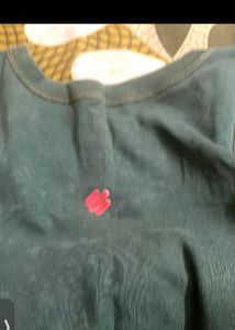 Set of 3 vest in very good condition