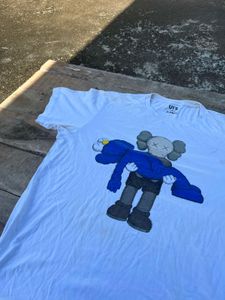 Rare KAWS x Uniqlo UT Graphic Tee