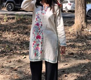 Embroidered Cream Kurta