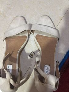 Chic Block Heel Sandals