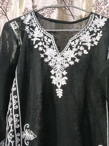 Elegant Black Embroidered Kurti with Duppata