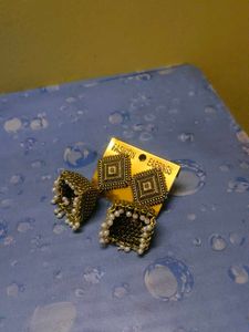 Antique Gold Jhumka Earrings