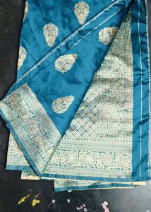 Elegant Blue Silk Blend Saree