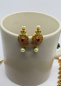 Exquisite Indian Gold-Tone Necklace Set