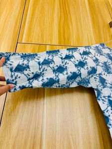 Blue &amp; White Printed Cotton Kurta
