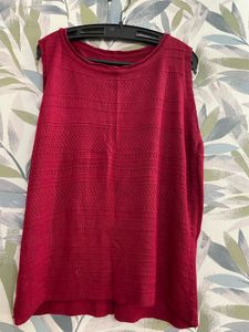 Red Sleeveless Knit Top