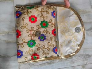 Floral Embroidered Pouch